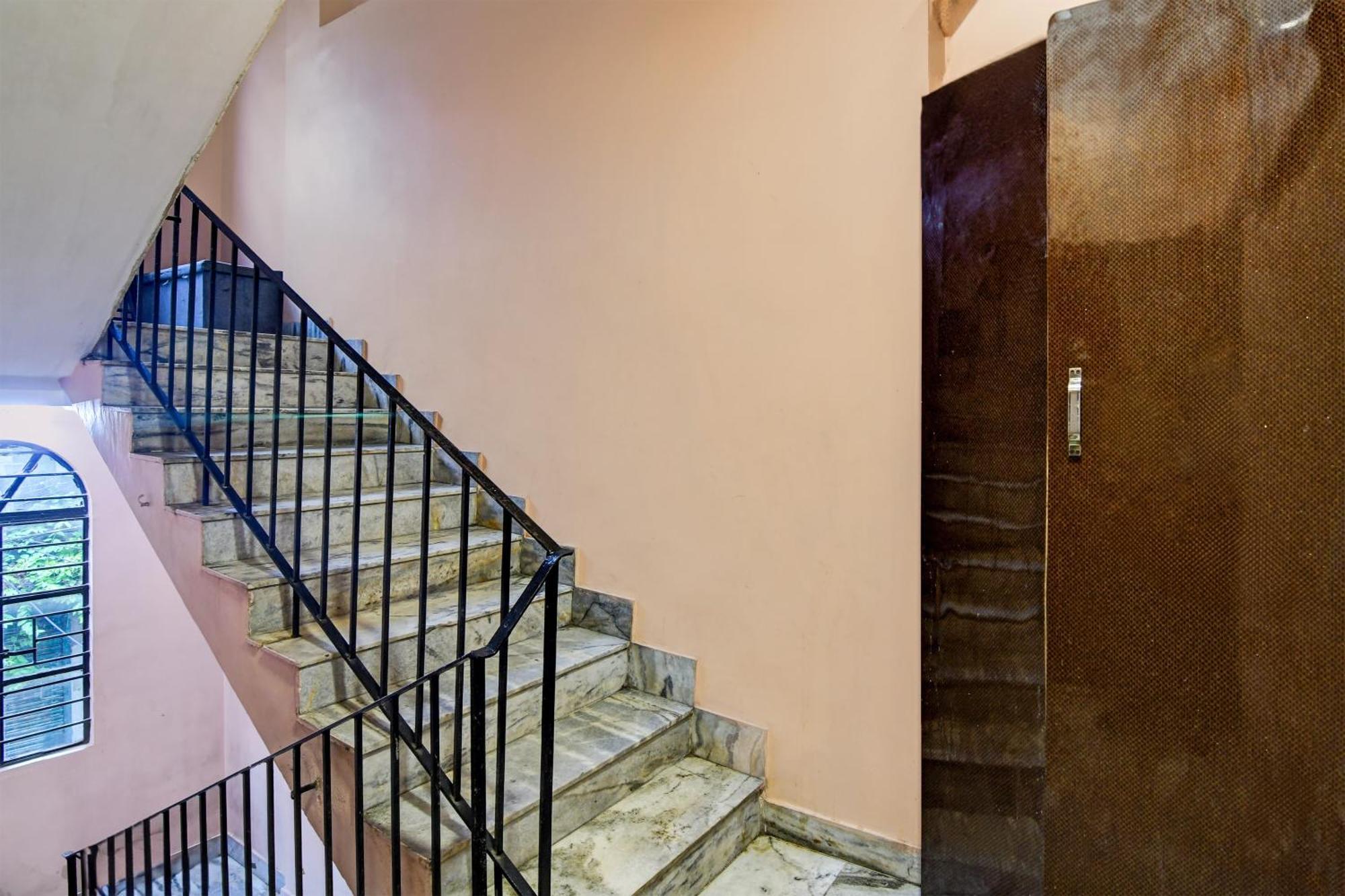 Hotel O Padmavati Projects Pvt Ltd Near Netaji Subhash Chandra Bose International Airport Dam Dam Екстер'єр фото